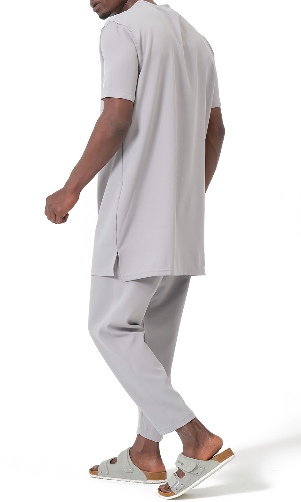 Ensemble Qamis Court Silent gris Qabail — détail zip encolure tunique manche courte